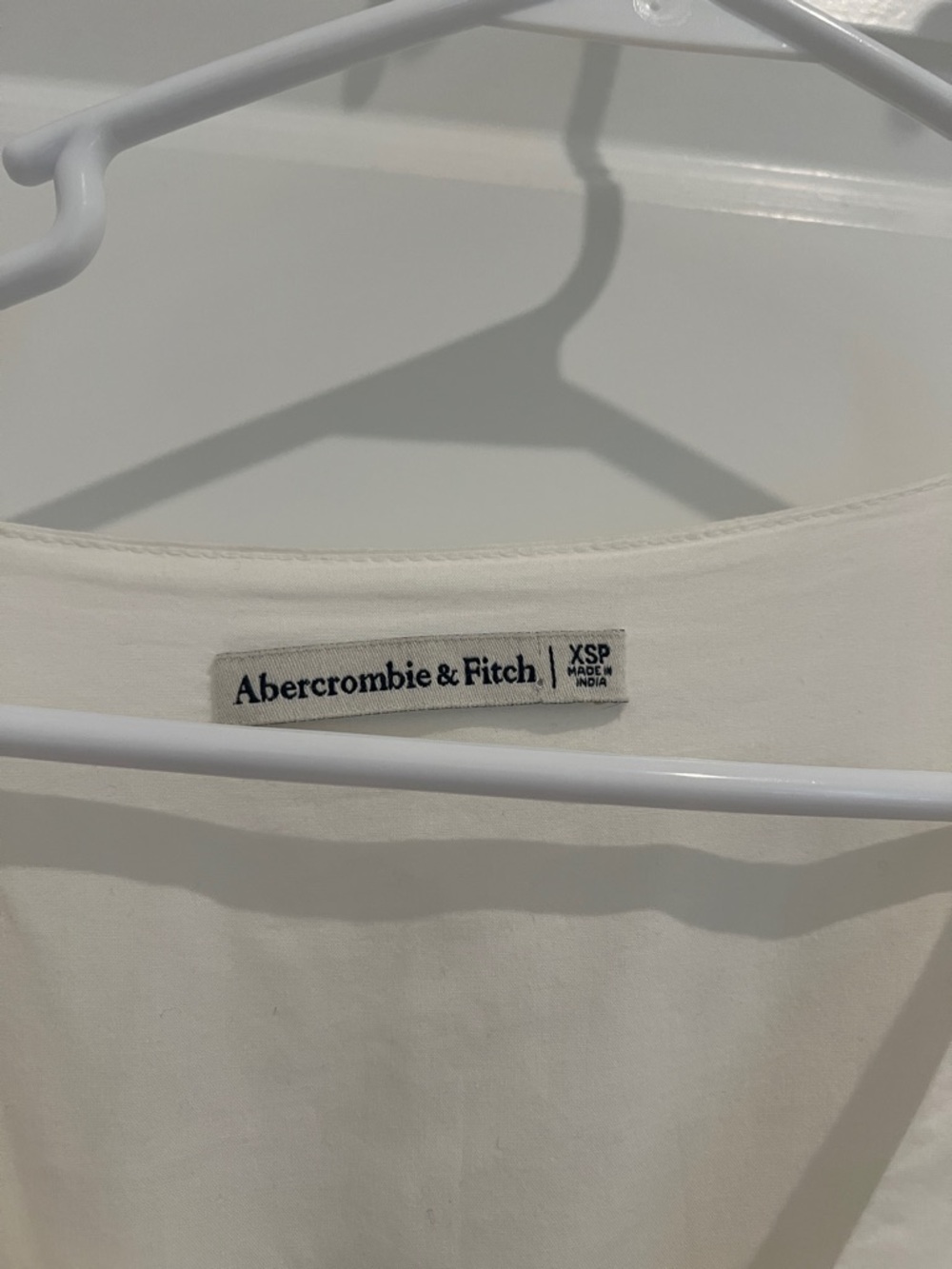 Abercrombie & Fitch White Puff-Sleeve Maxi Dress with Lace Insets - Picture 3 of 3